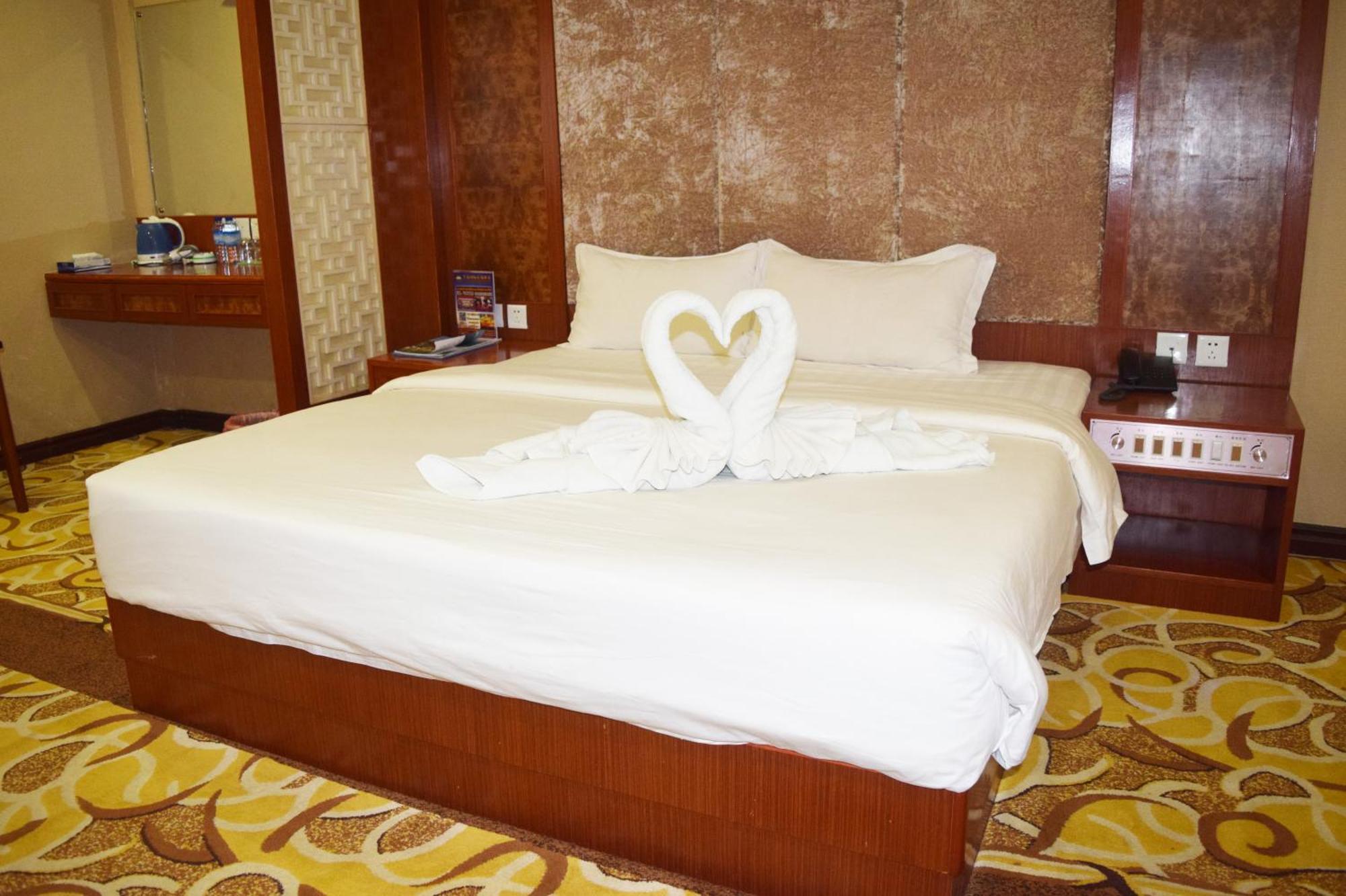Dansavanh Vientiane Hotel Exterior photo
